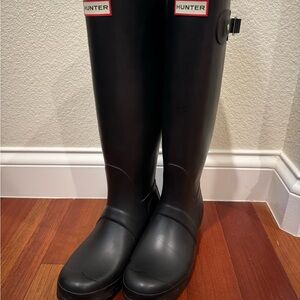 Hunter Women's Black Rain Boots